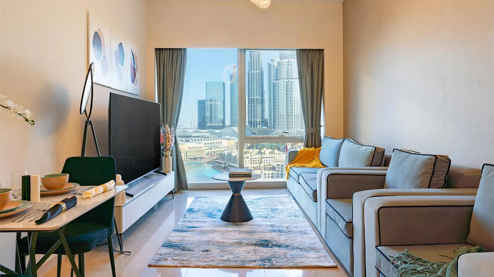 Apartment Unmatched Burj Khalifa & Fountain Show View-Amazing For New Years-1701 Dubai